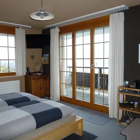 Haussener Bed & Breakfast 3*