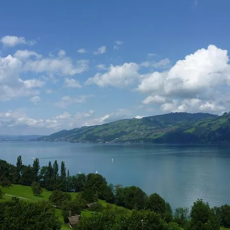 Bed & Breakfast Haussener Krattigen